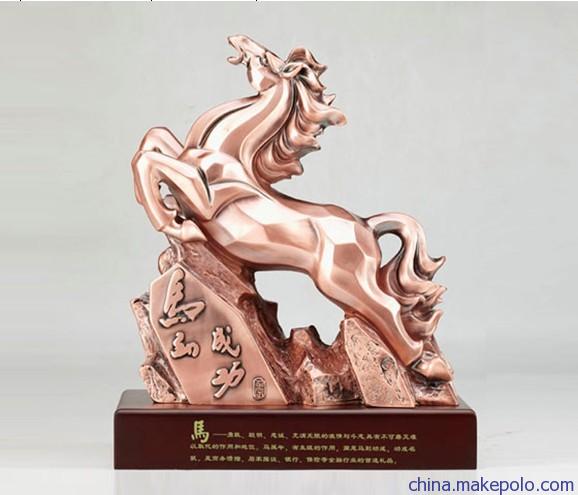 探索深圳金屬成功馬獎杯 工藝、寓意與市場供應